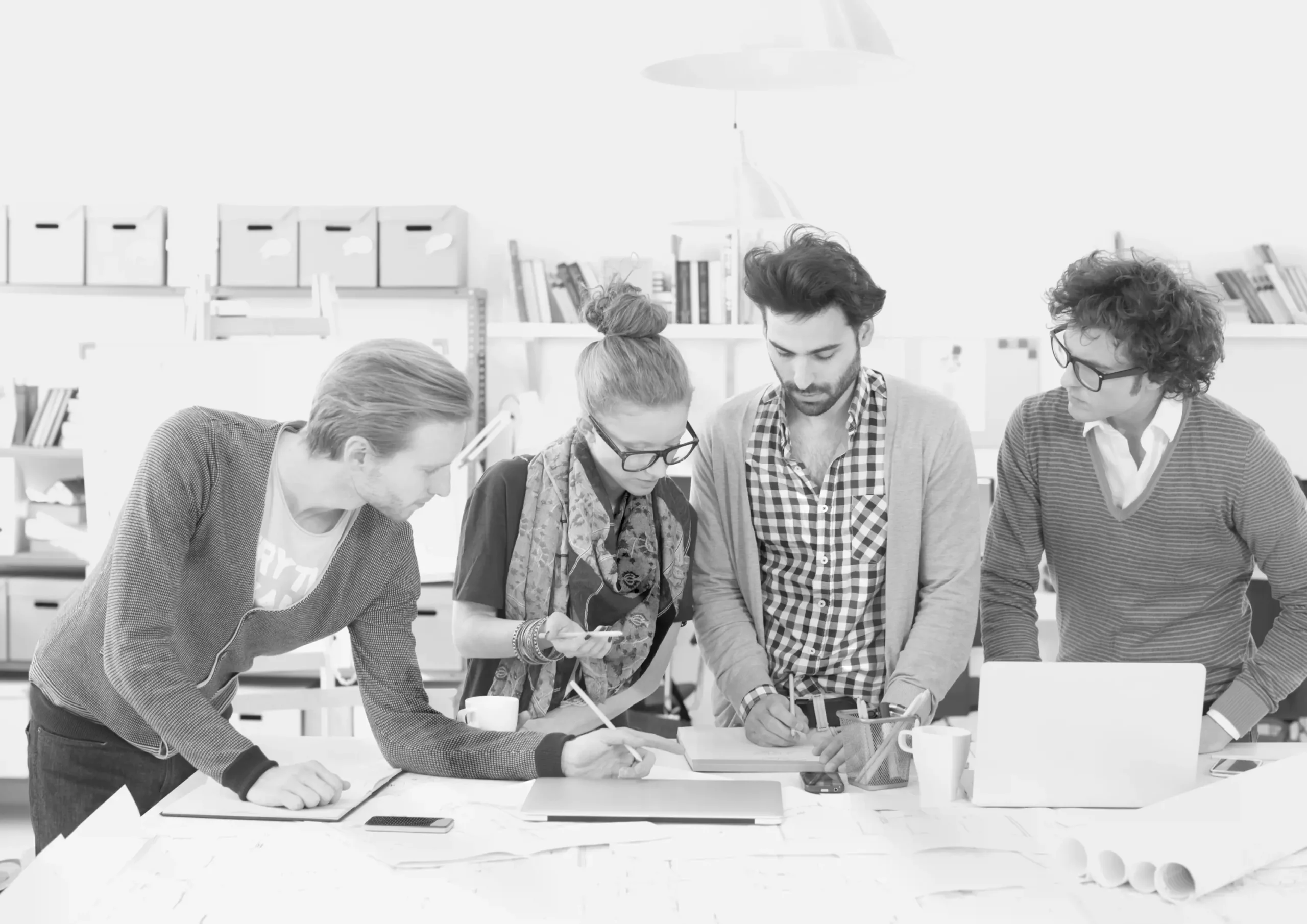 Hybrides-Arbeiten-FührungsKraftRaum Hybrides-Arbeiten-FührungsKraftRaum